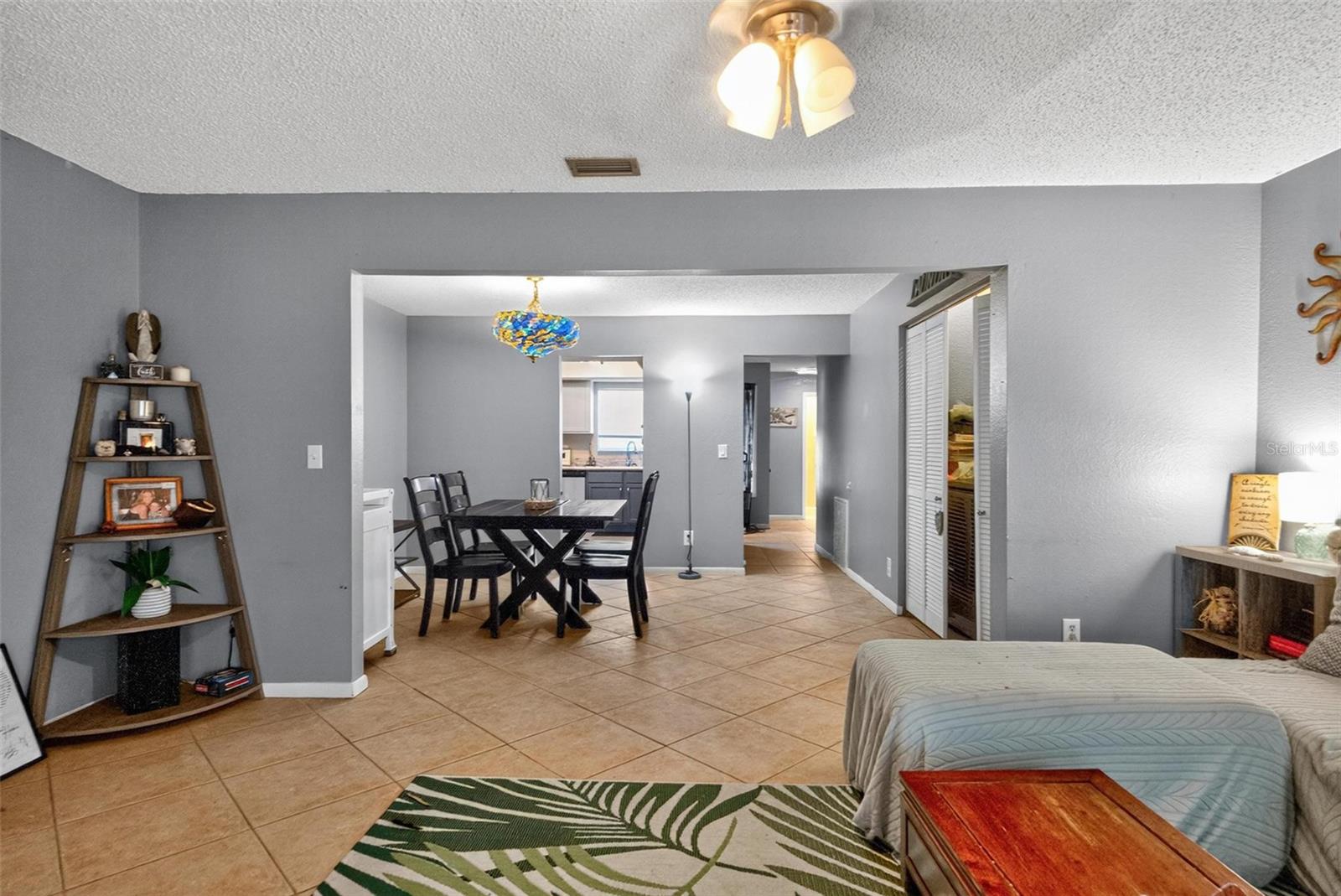 Image 10 of 52 For 18 Tomoka Meadows Boulevard