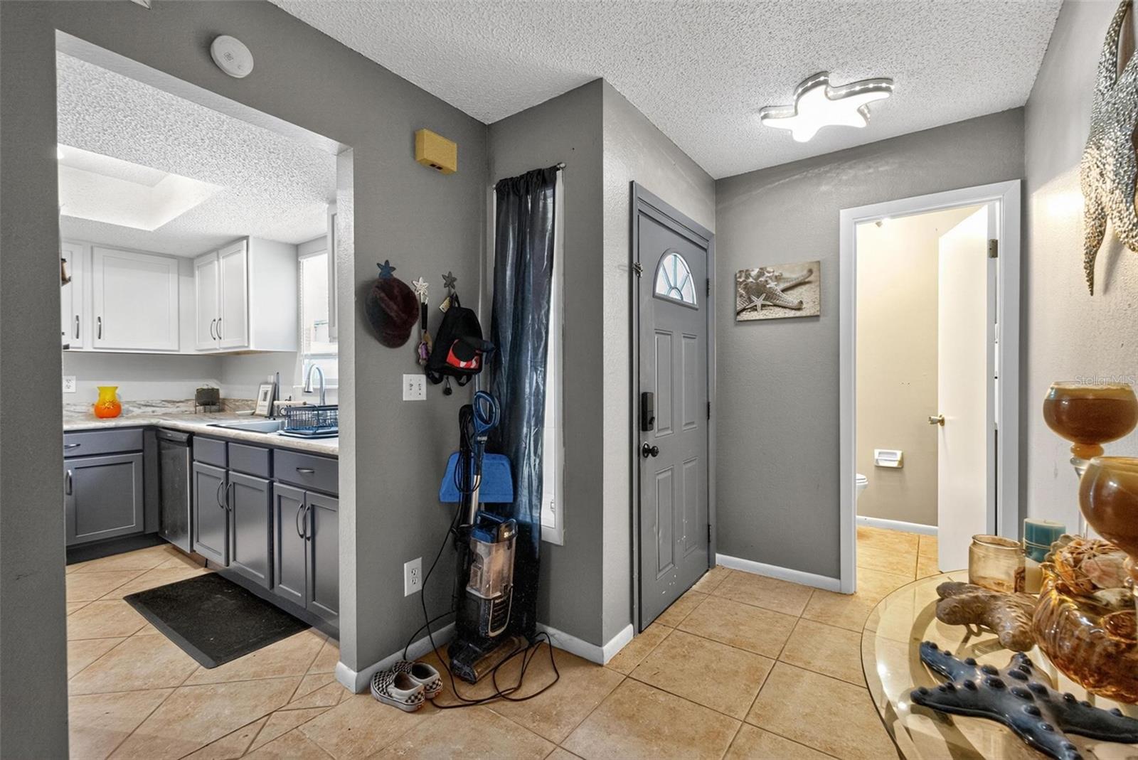 Image 3 of 52 For 18 Tomoka Meadows Boulevard