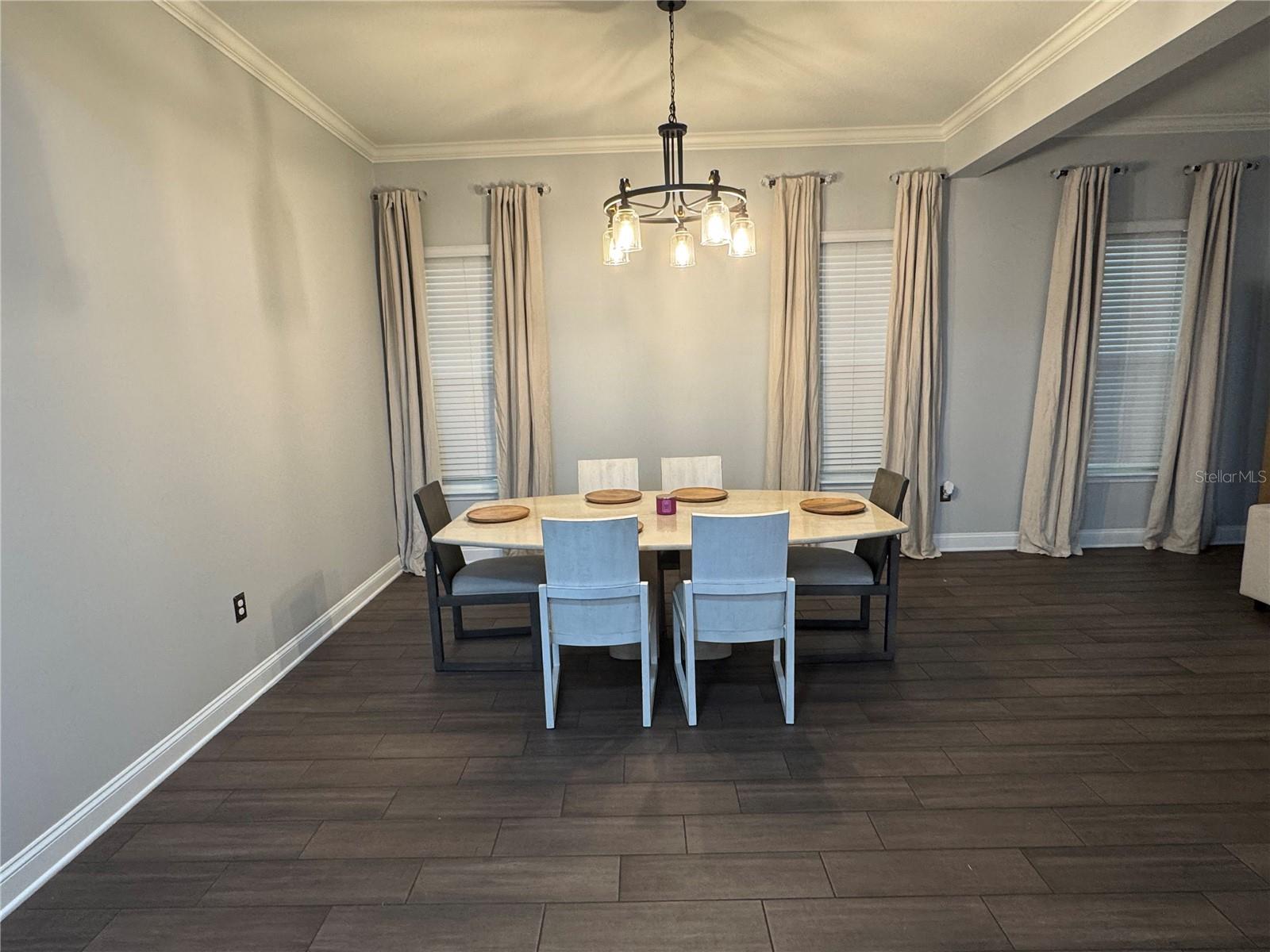 Image 13 of 77 For 216 Shadowwood Drive