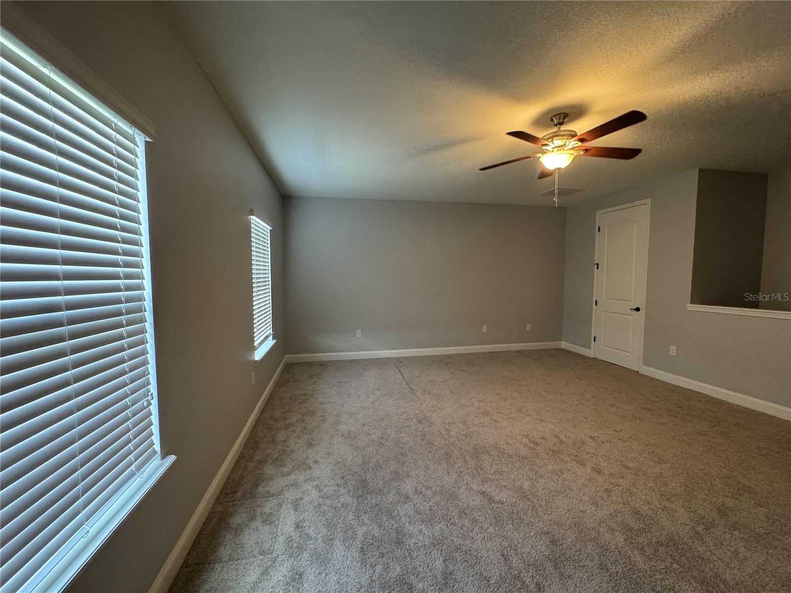 Image 30 of 77 For 216 Shadowwood Drive