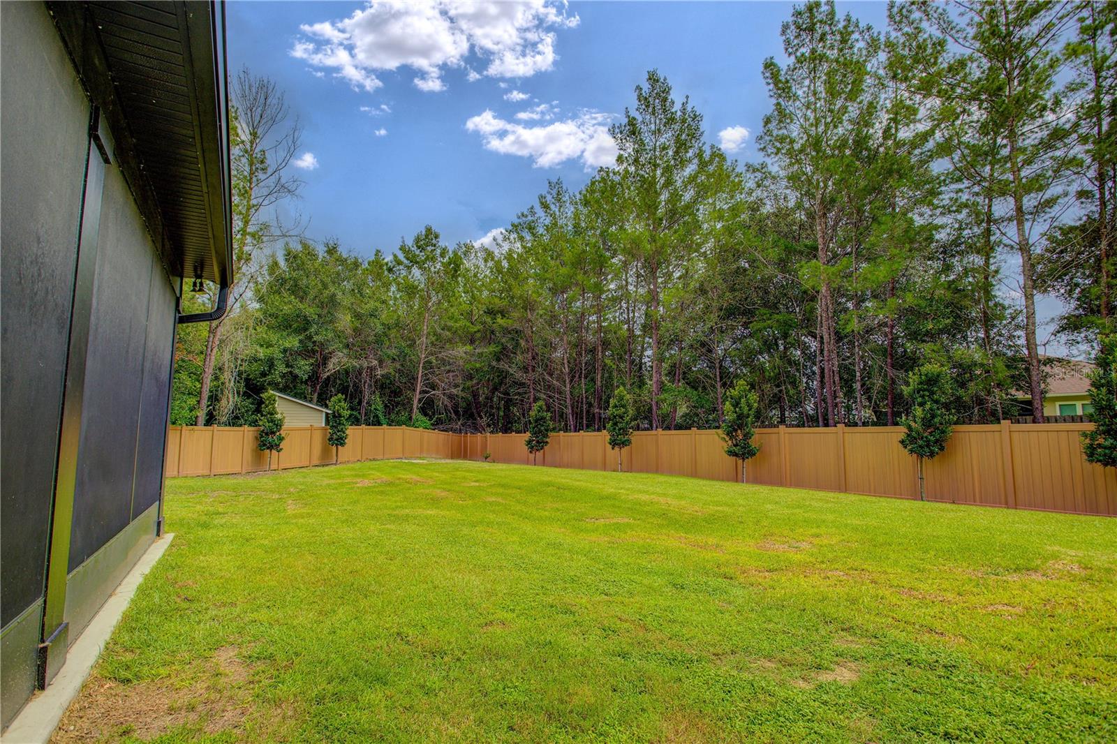 Image 73 of 77 For 216 Shadowwood Drive