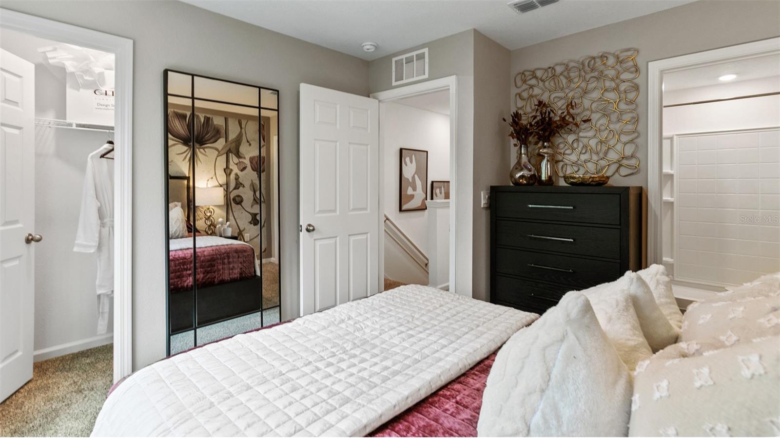 Image 30 of 57 For 84 Montellano Road