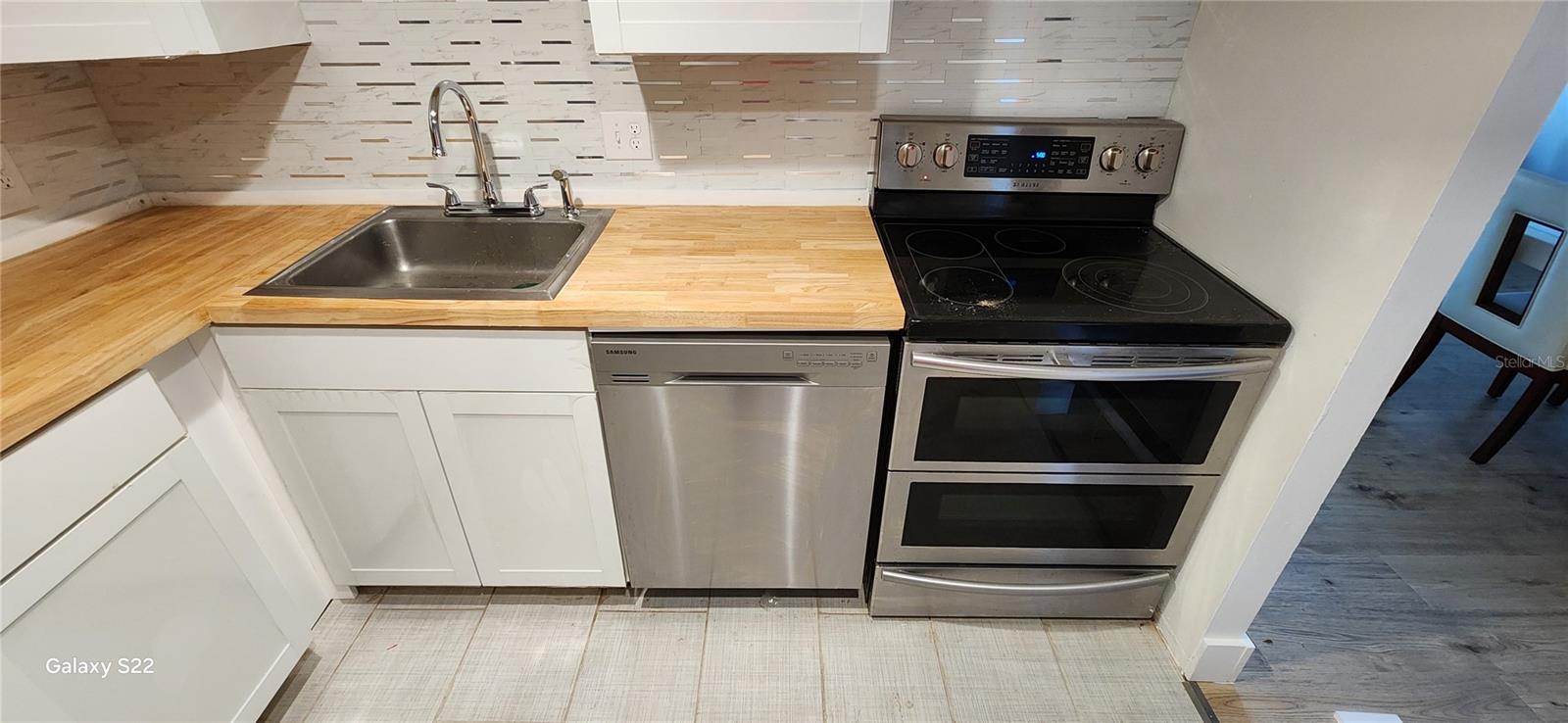 Image 8 of 19 For 935 Halifax Avenue 602