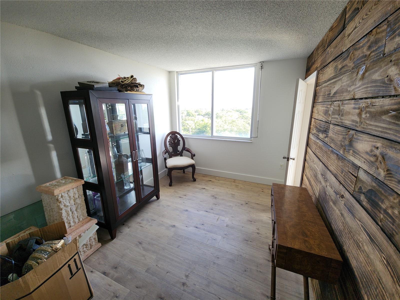 Image 9 of 19 For 935 Halifax Avenue 602