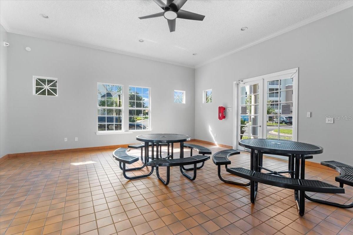 Image 37 of 48 For 575 Oakleaf Plantation Parkway 901