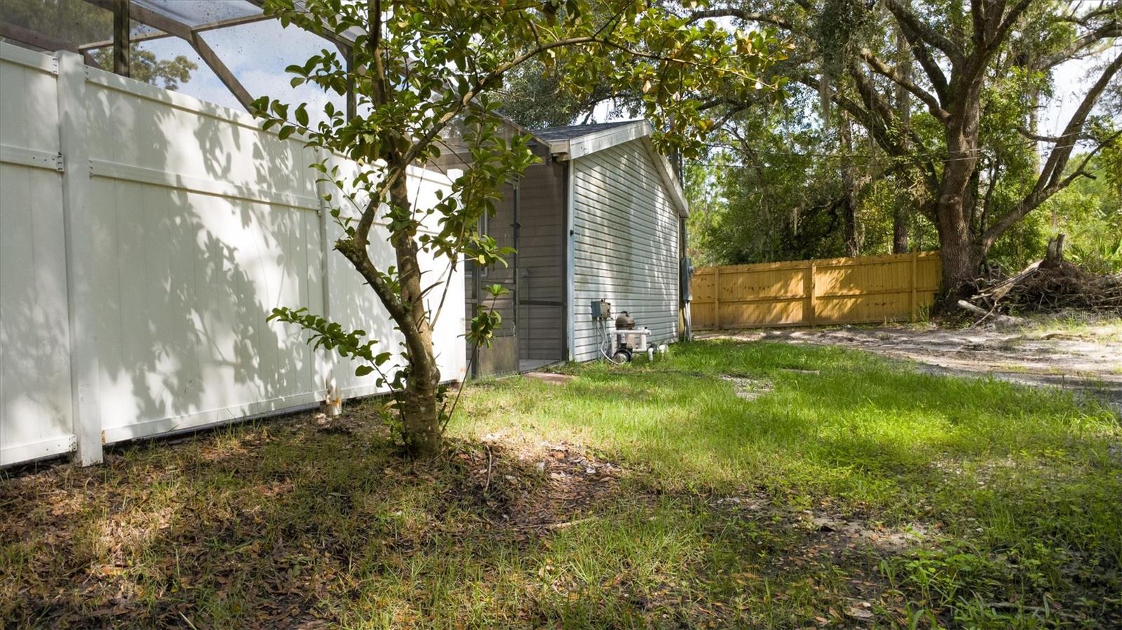 Image 5 of 32 For 5000 Palm Avenue