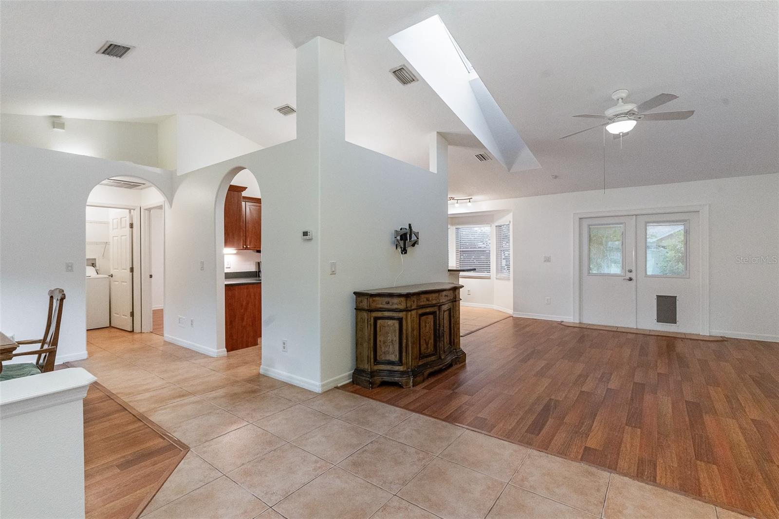 Image 11 of 45 For 928 George Hecker Drive