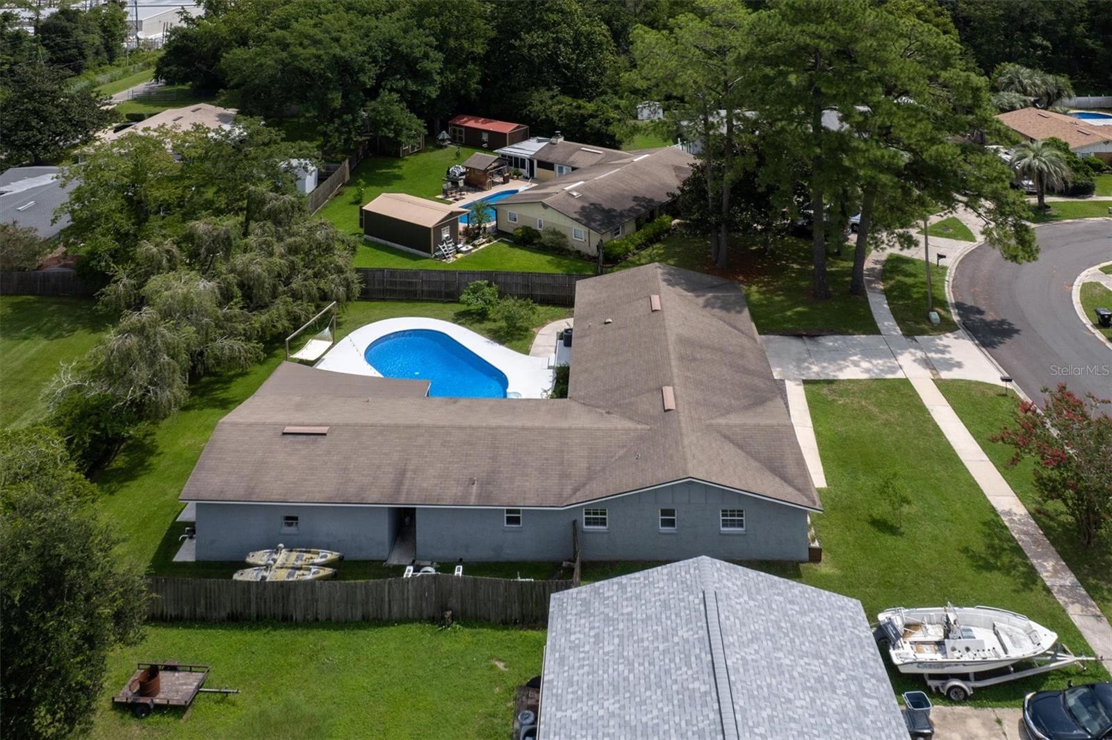 Image 7 of 57 For 939 Grove Park Drive