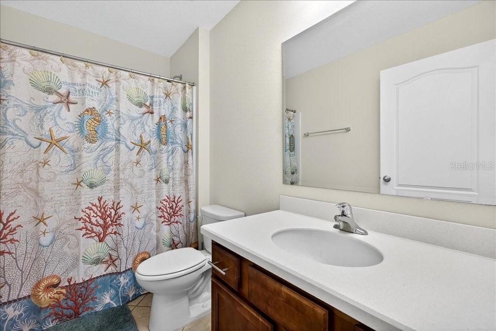 Image 43 of 56 For 50 Country Club Harbor Circle