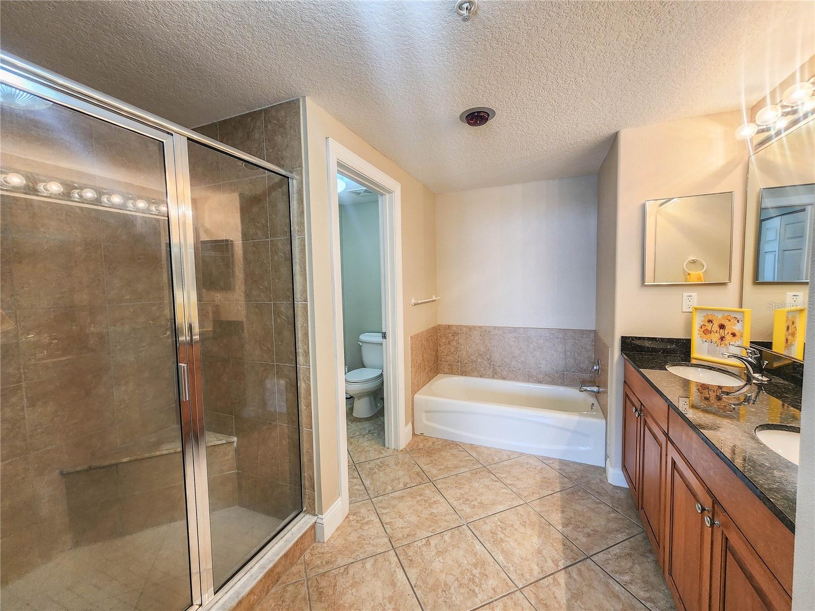 Image 21 of 32 For 60 Surfview Drive 814