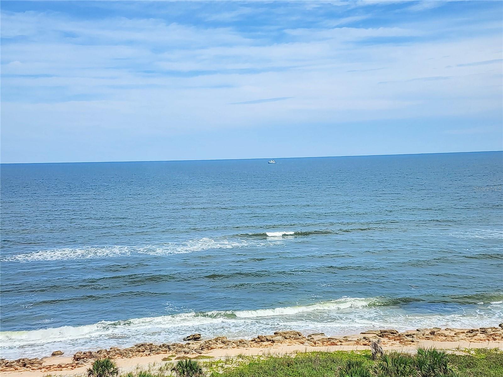 Image 38 of 49 For 60 Surfview Drive 814