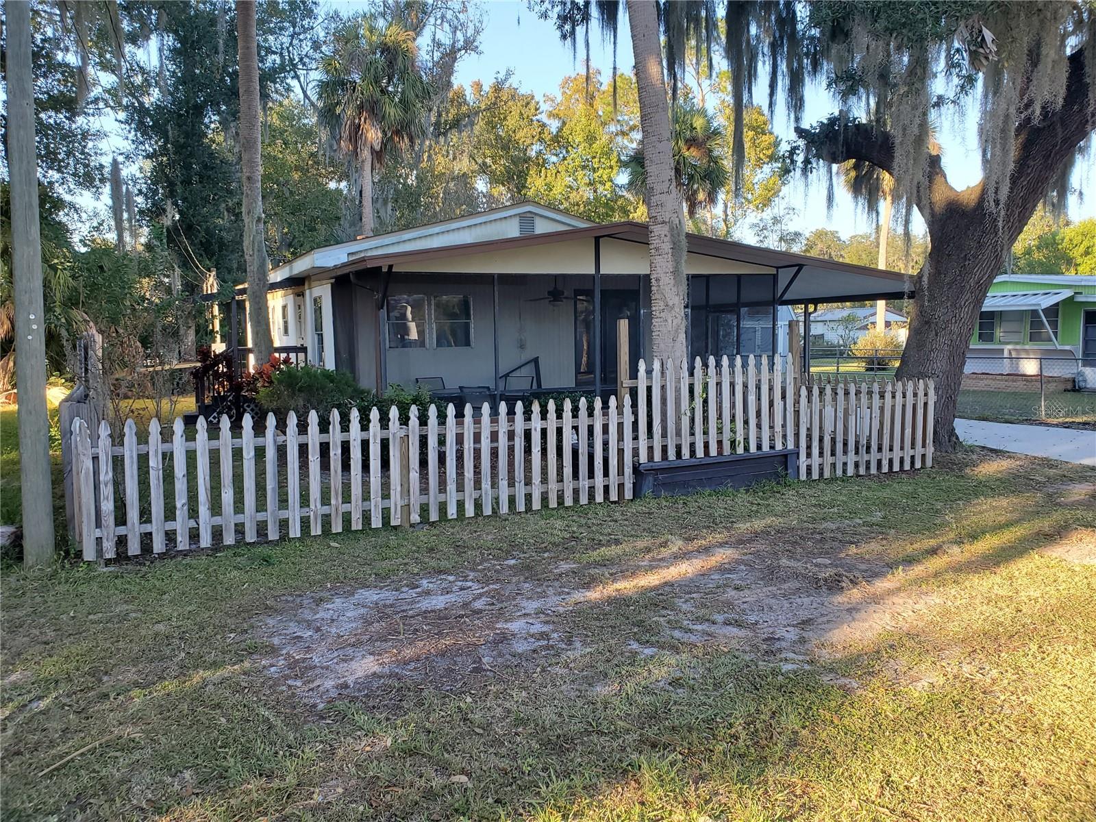 Image 8 of 8 For 110 Magnolia Street