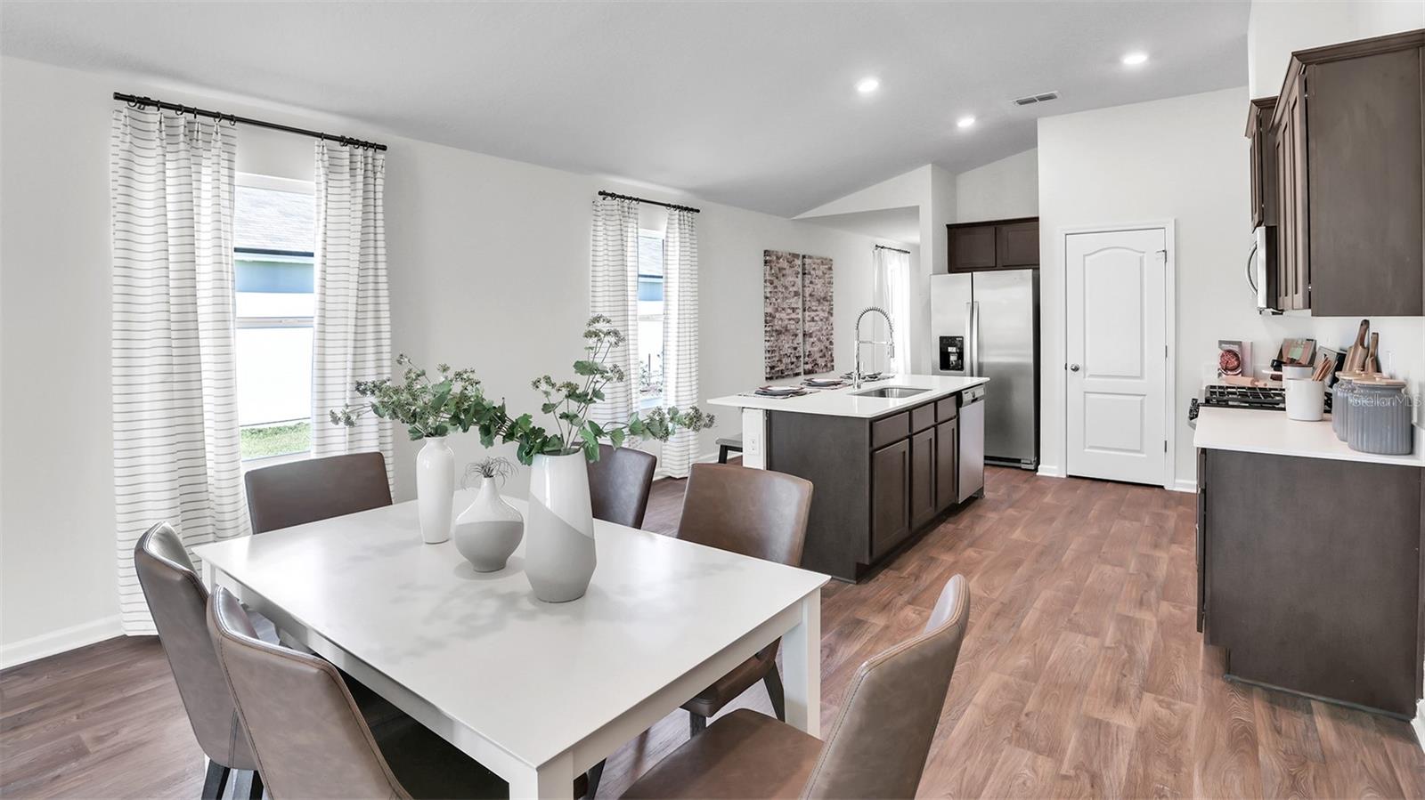 Image 8 of 58 For 62 Nervion Way