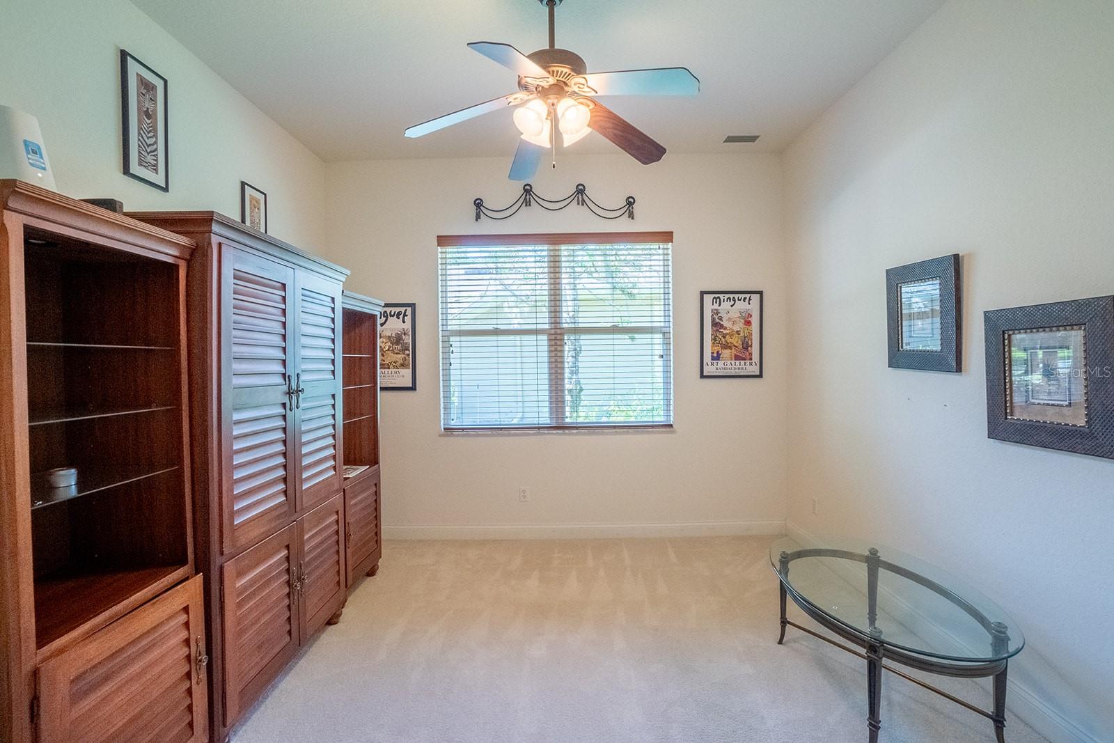 Image 10 of 62 For 35 Southlake Drive