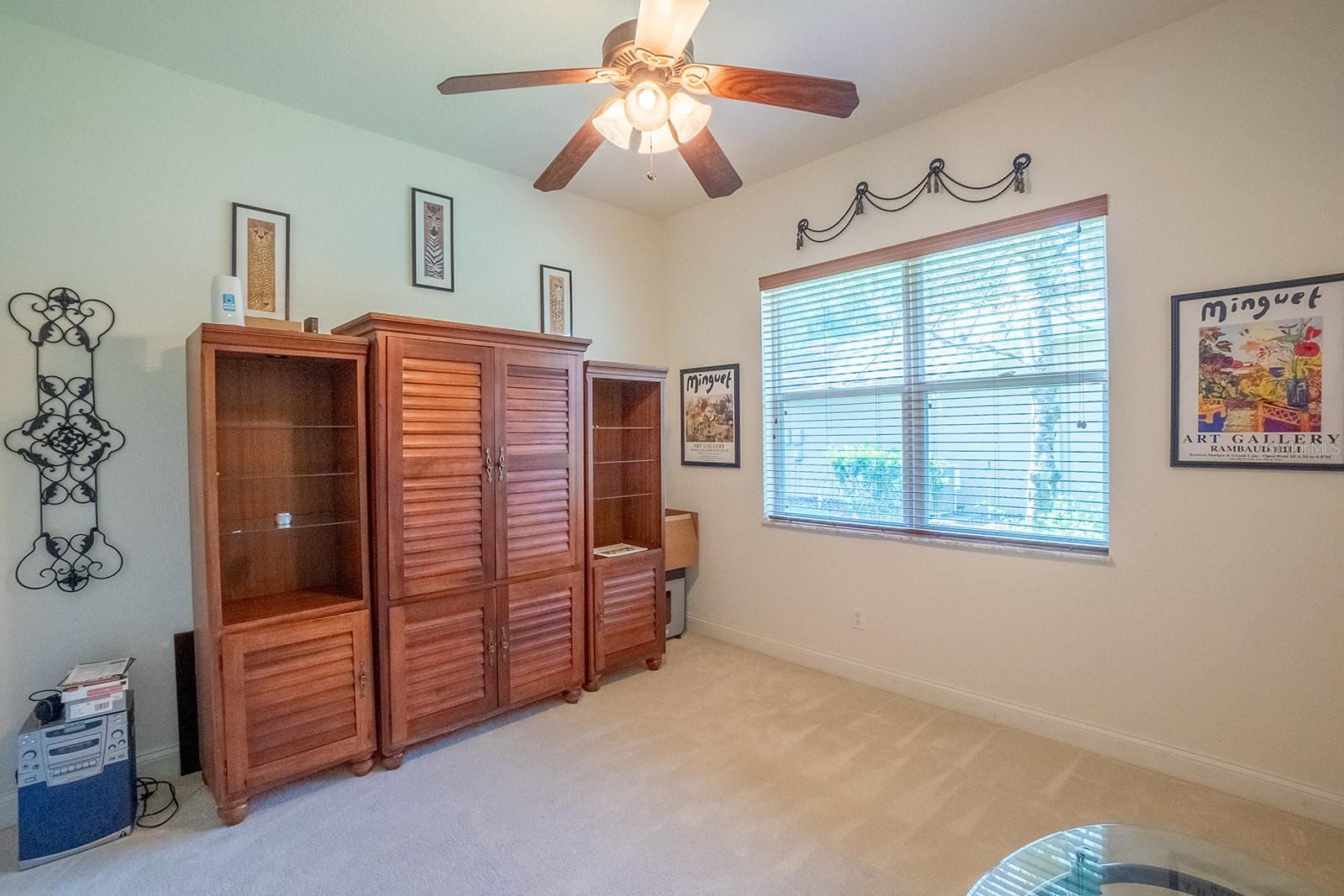 Image 11 of 62 For 35 Southlake Drive