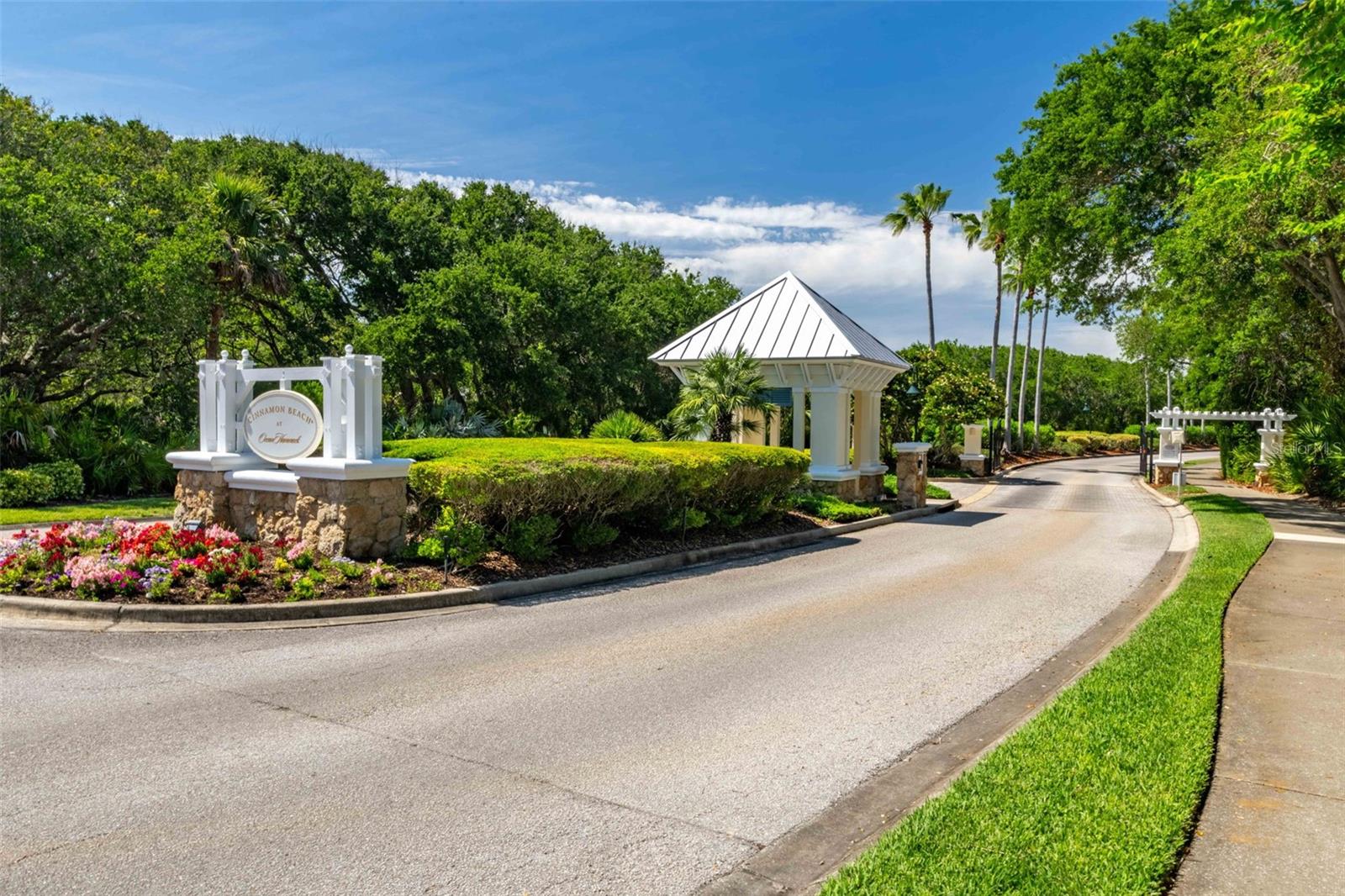 Image 54 of 65 For 700 Cinnamon Beach Way 633