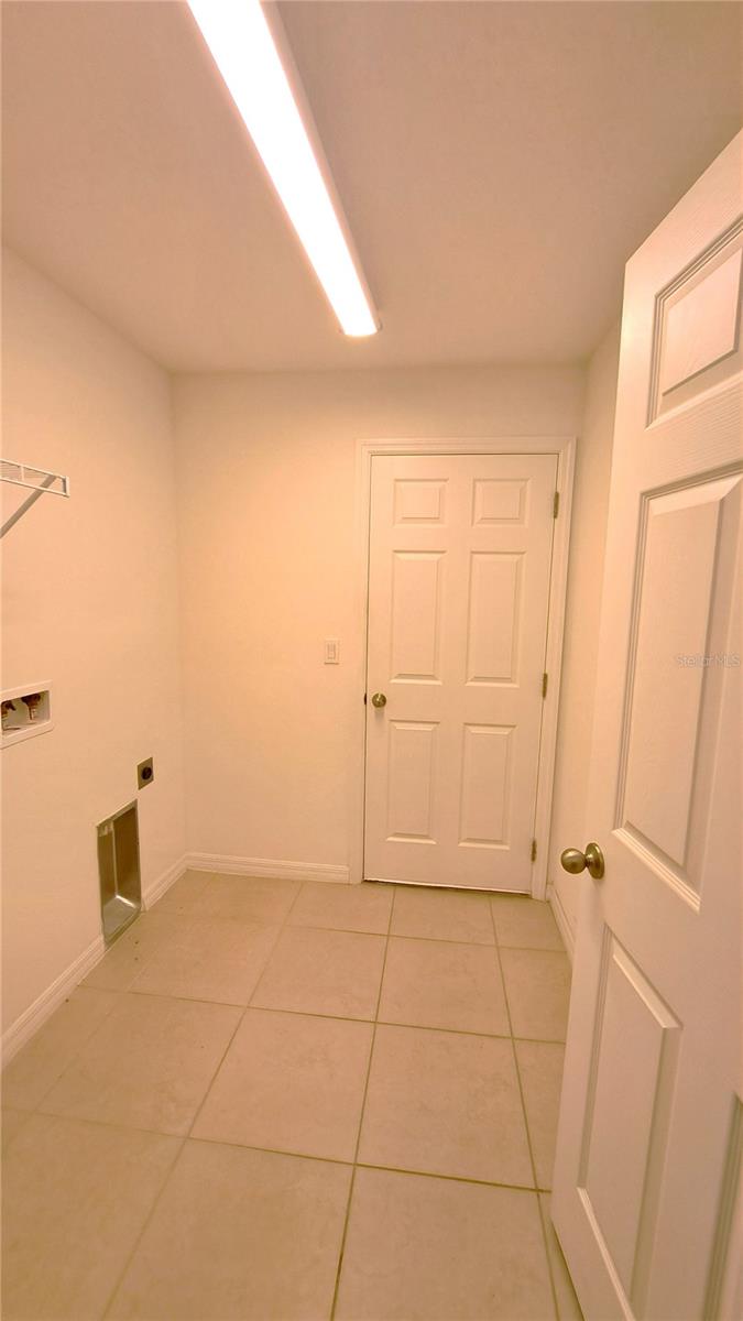 Image 40 of 46 For 4 Butternut Drive