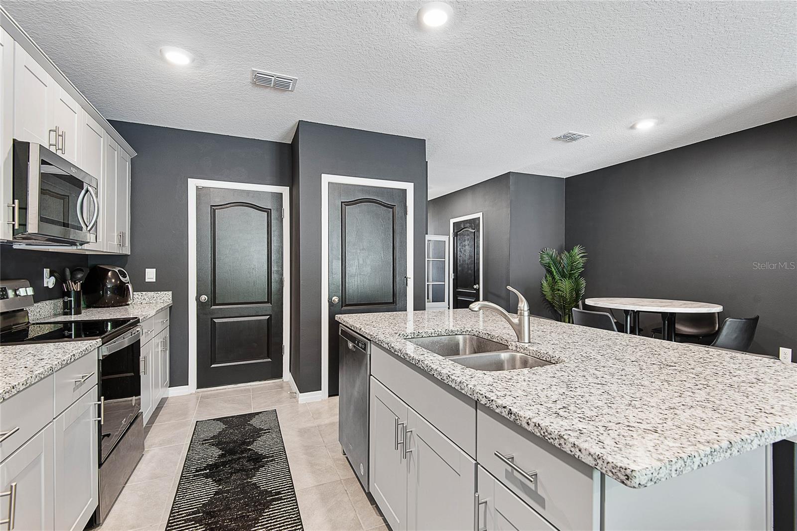 Image 11 of 49 For 45 Bella Oaks Drive
