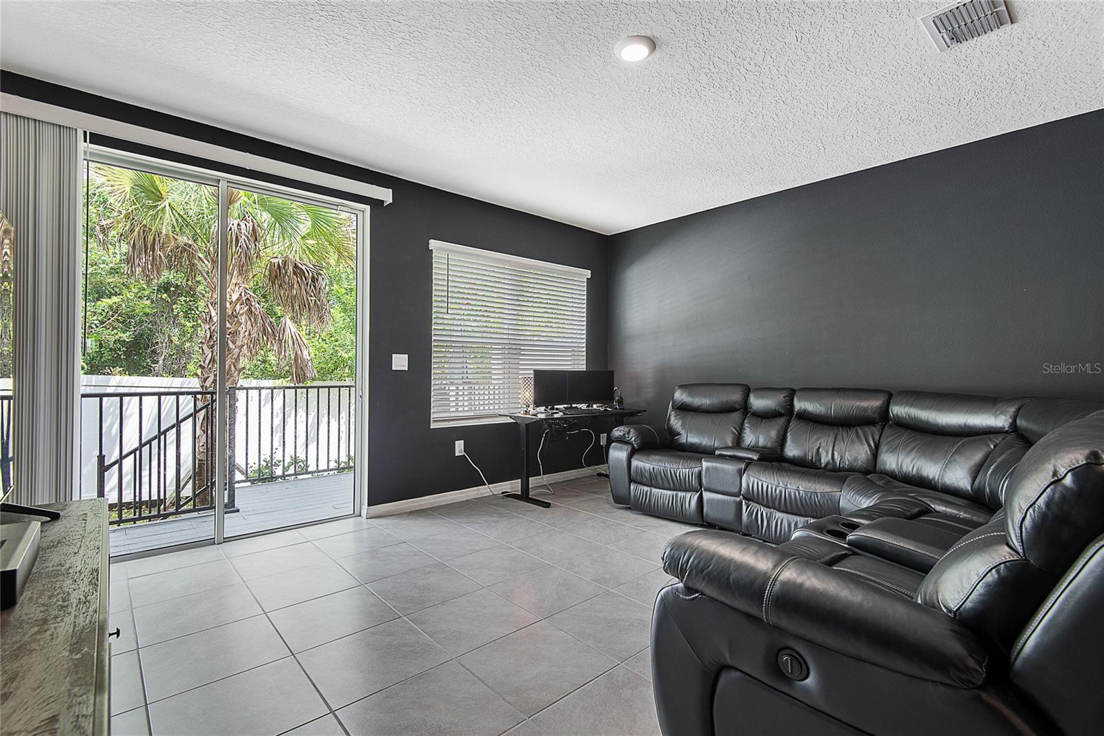Image 14 of 49 For 45 Bella Oaks Drive