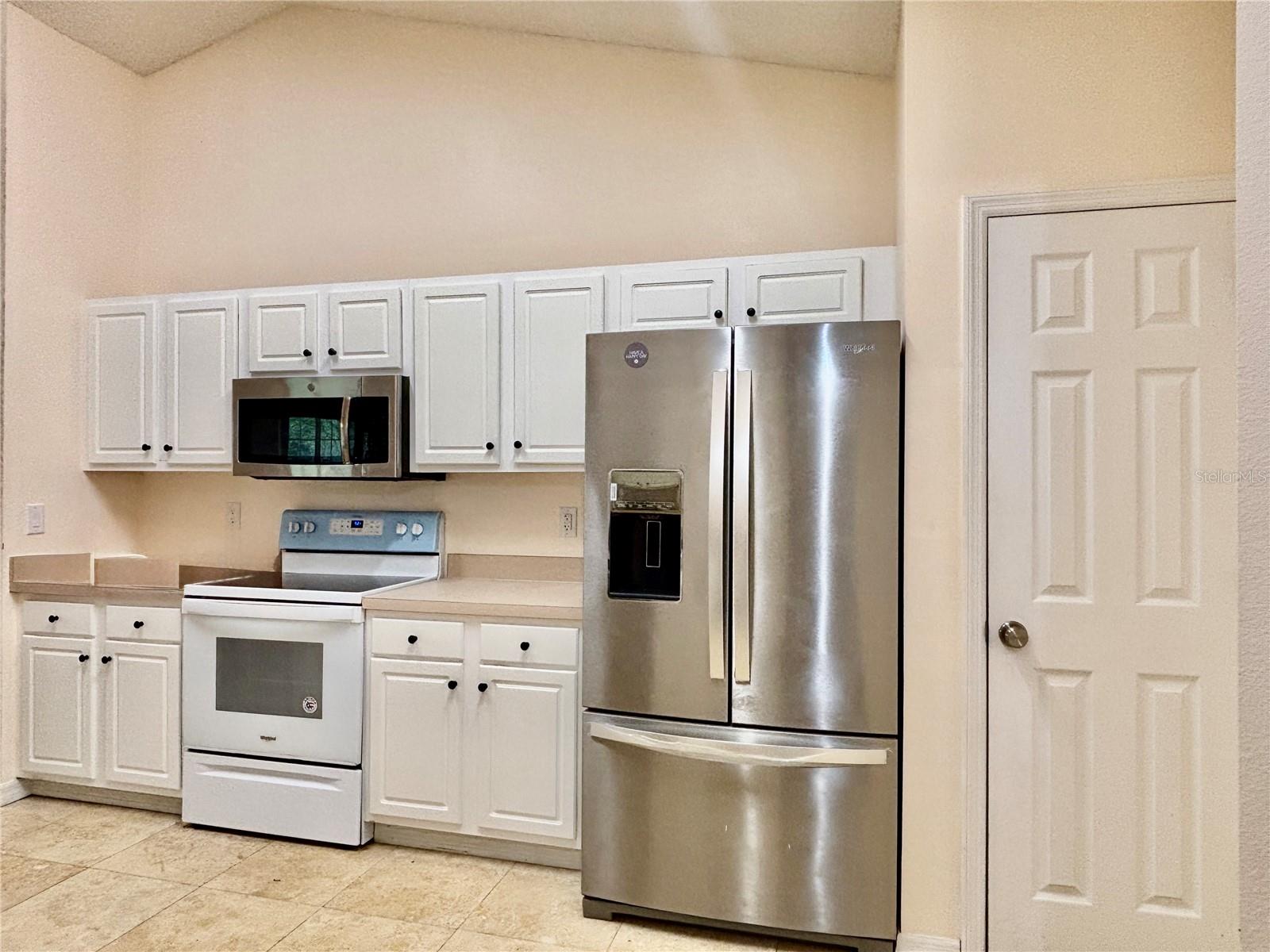 Image 9 of 40 For 12 Regency Drive