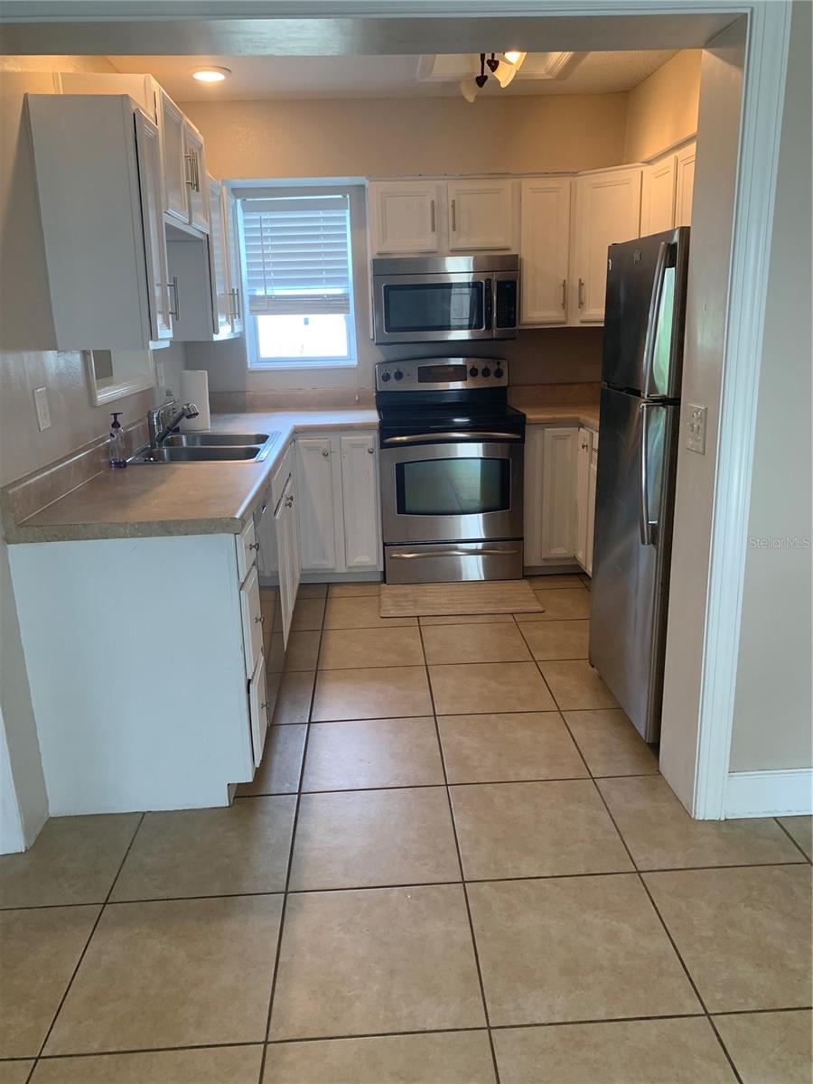 Image 12 of 14 For 109 12th Street