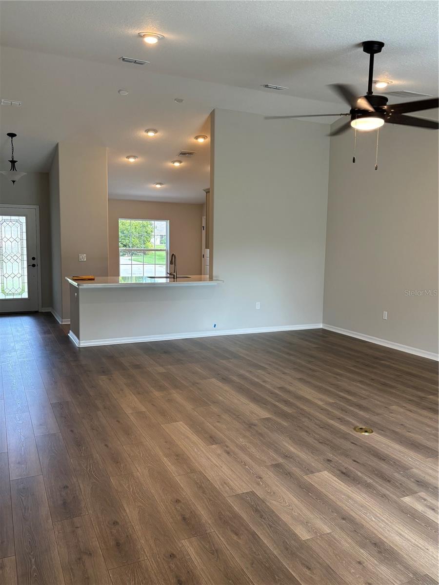 Image 6 of 16 For 98 Pine Circle Drive