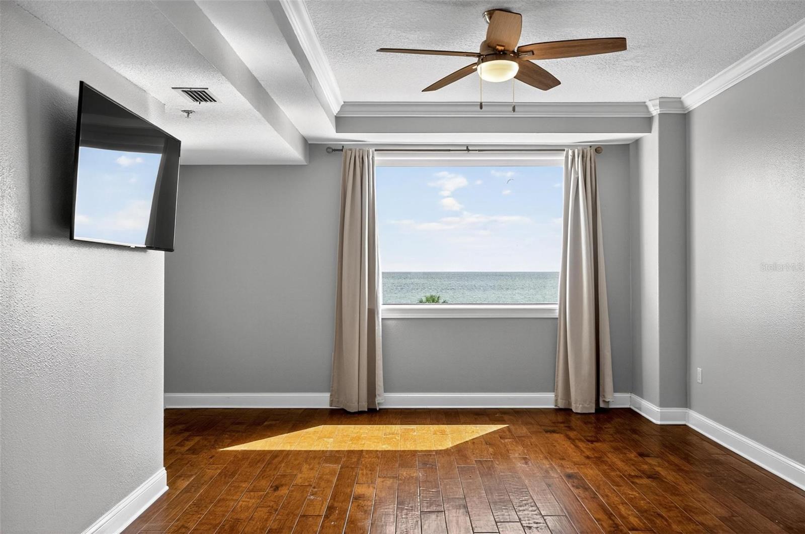 Image 30 of 88 For 60 Surfview Drive 319