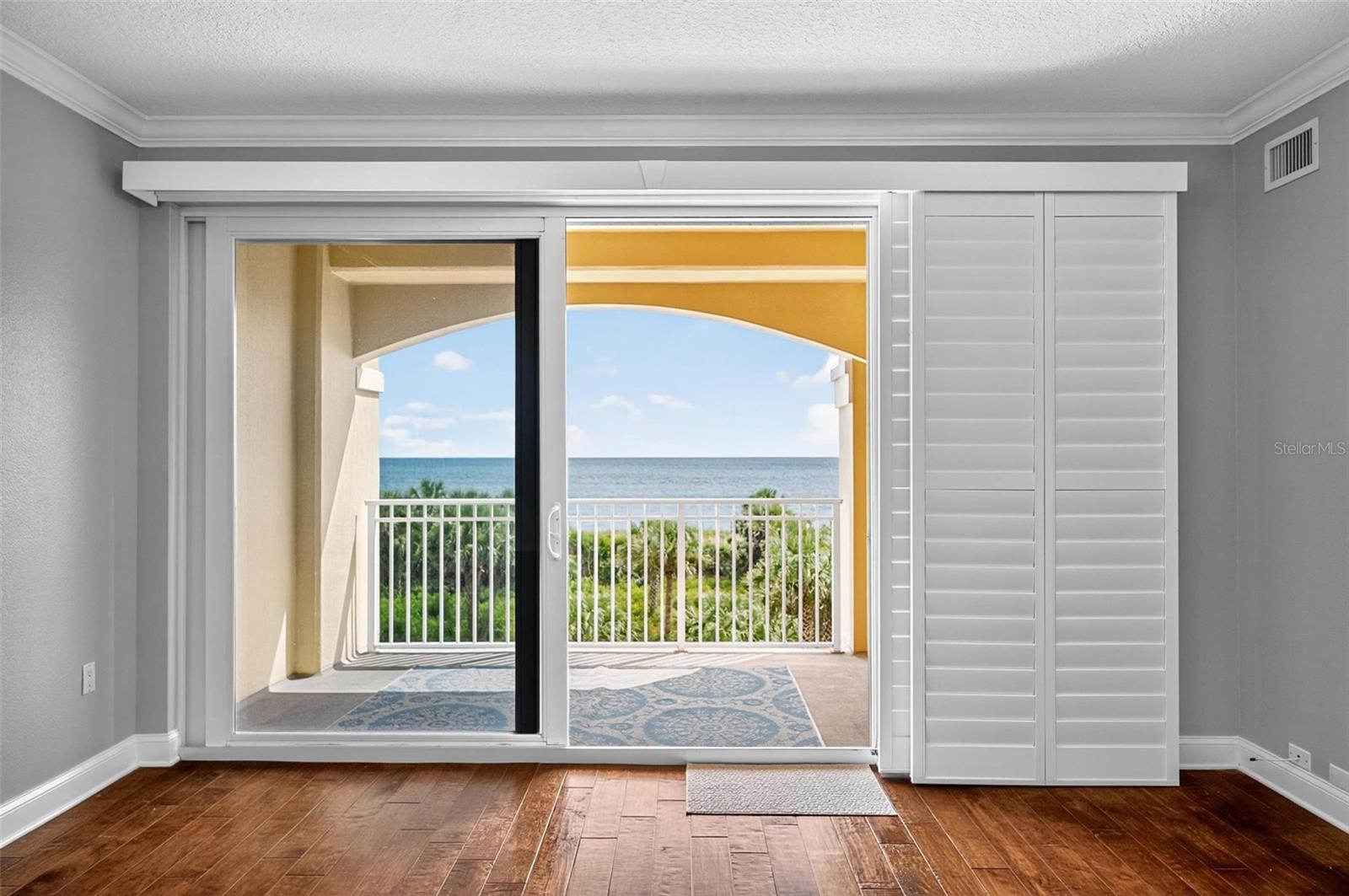 Image 5 of 88 For 60 Surfview Drive 319