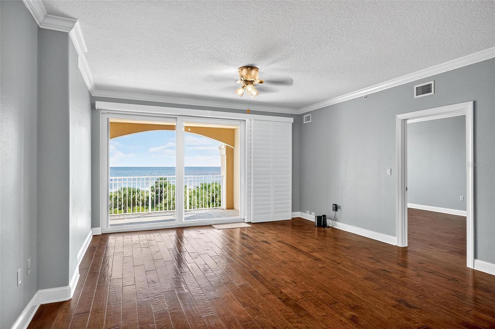 Image 9 of 88 For 60 Surfview Drive 319