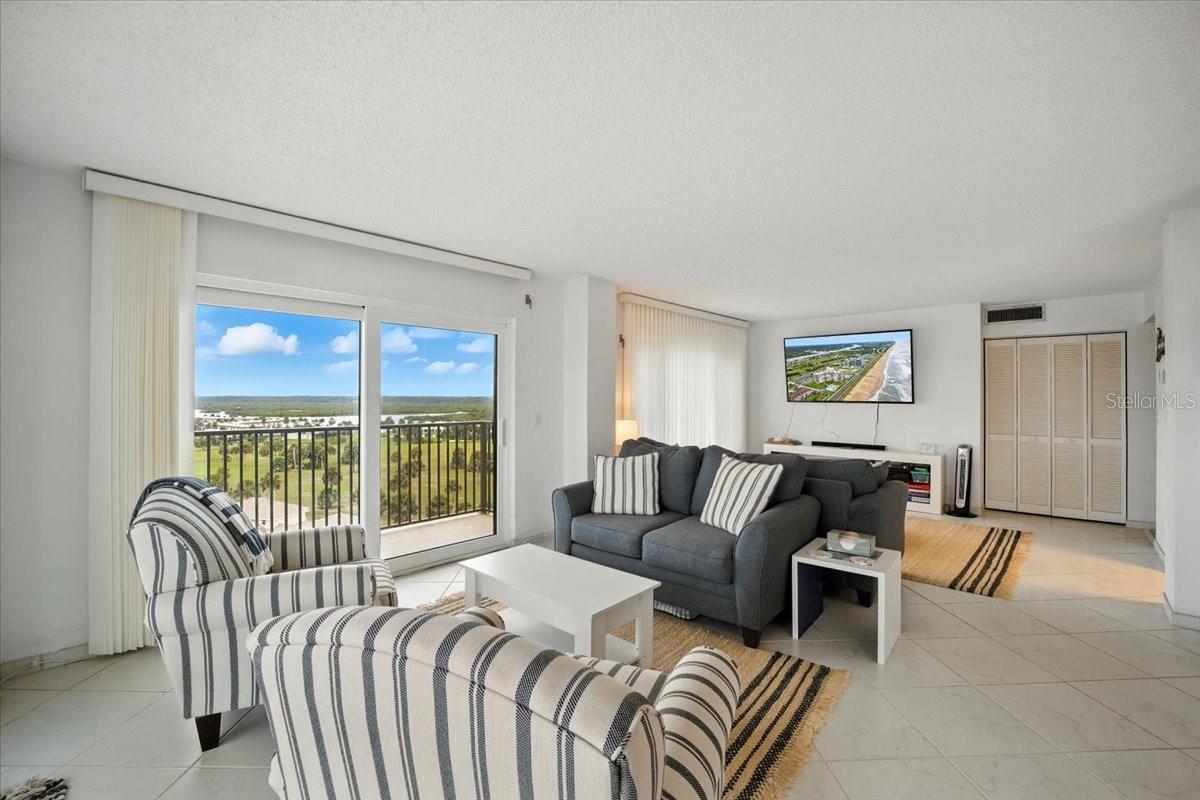 Image 15 of 49 For 3600 Ocean Shore Boulevard 819