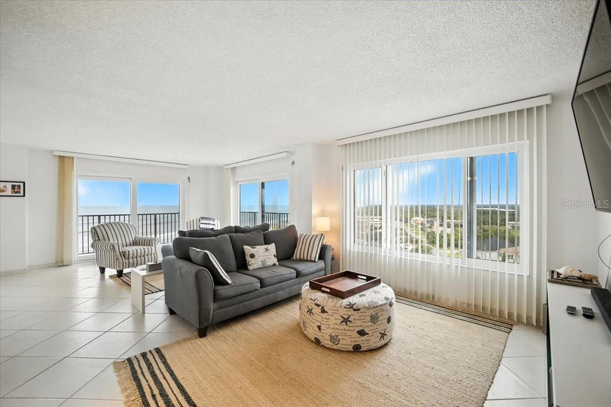 Image 16 of 49 For 3600 Ocean Shore Boulevard 819