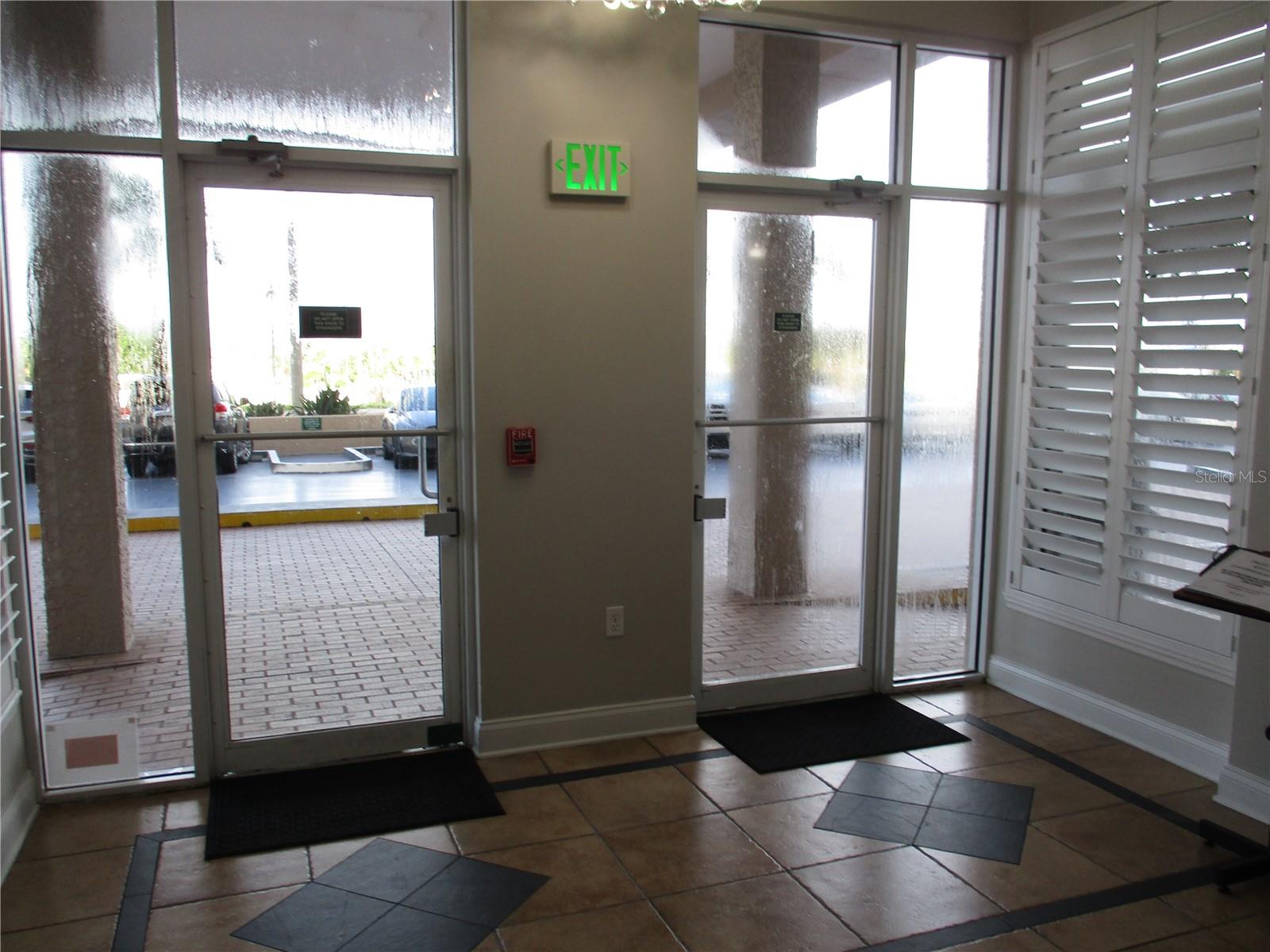 Image 11 of 40 For 3315 Atlantic Avenue  806