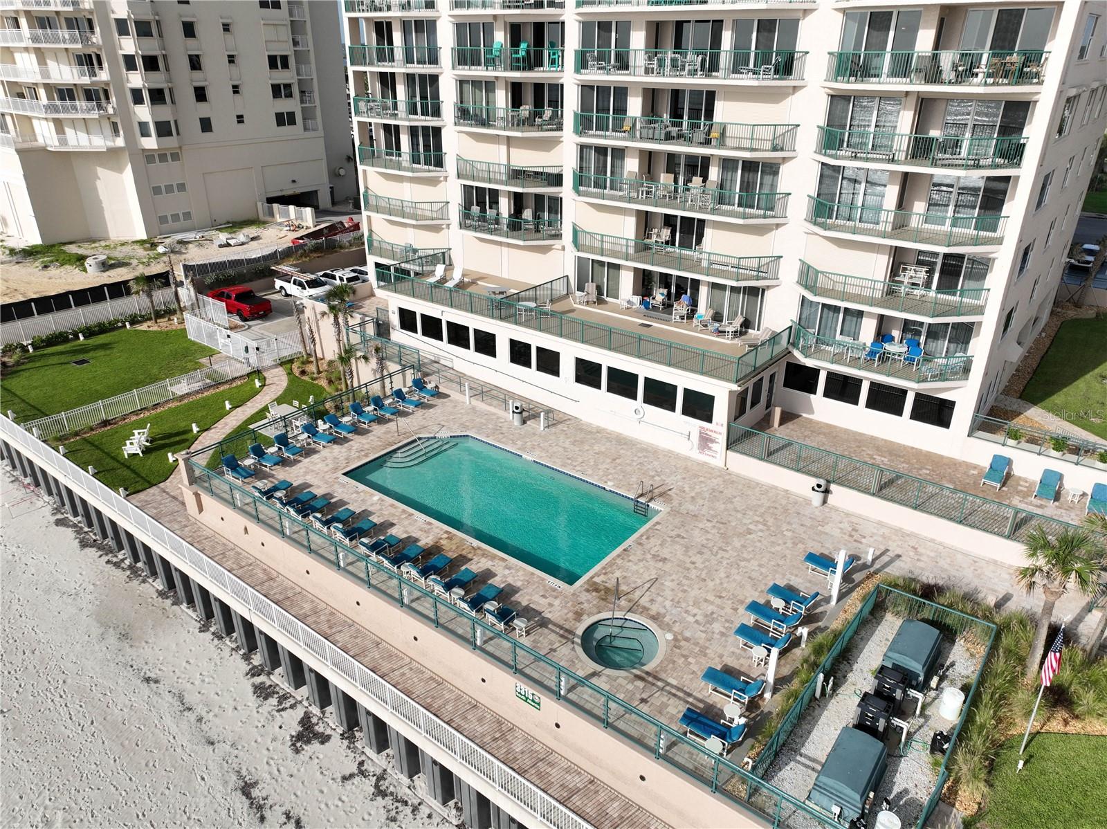 Image 2 of 40 For 3315 Atlantic Avenue  806