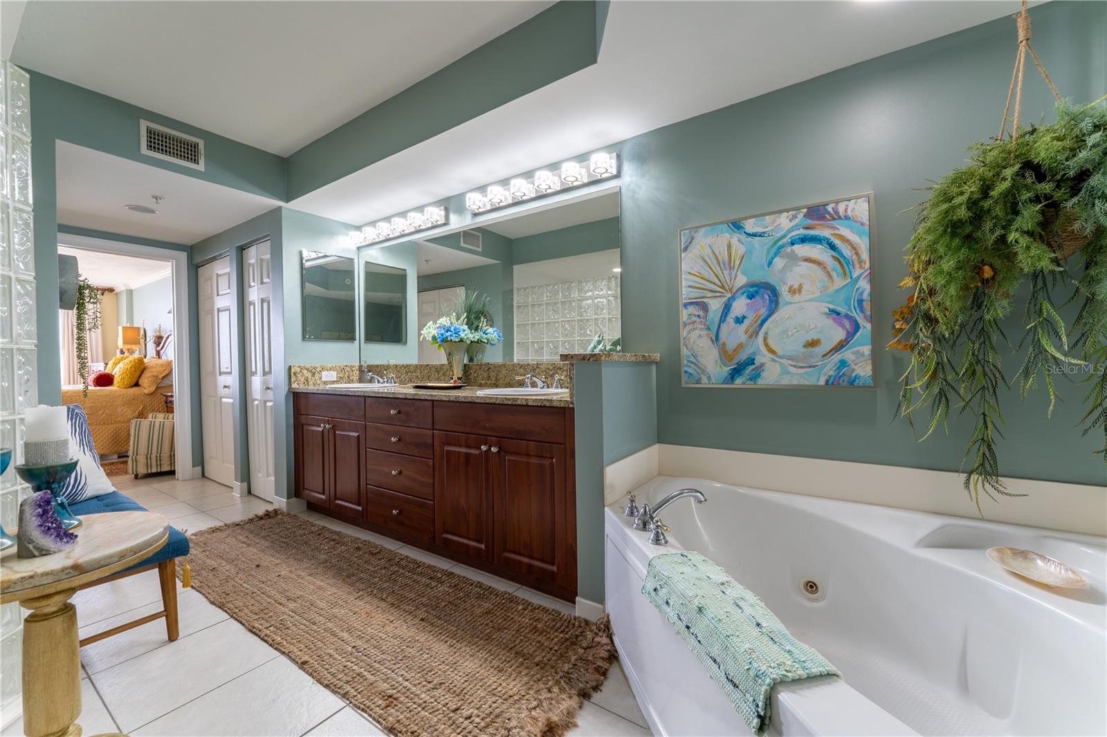 Image 20 of 40 For 3315 Atlantic Avenue  806