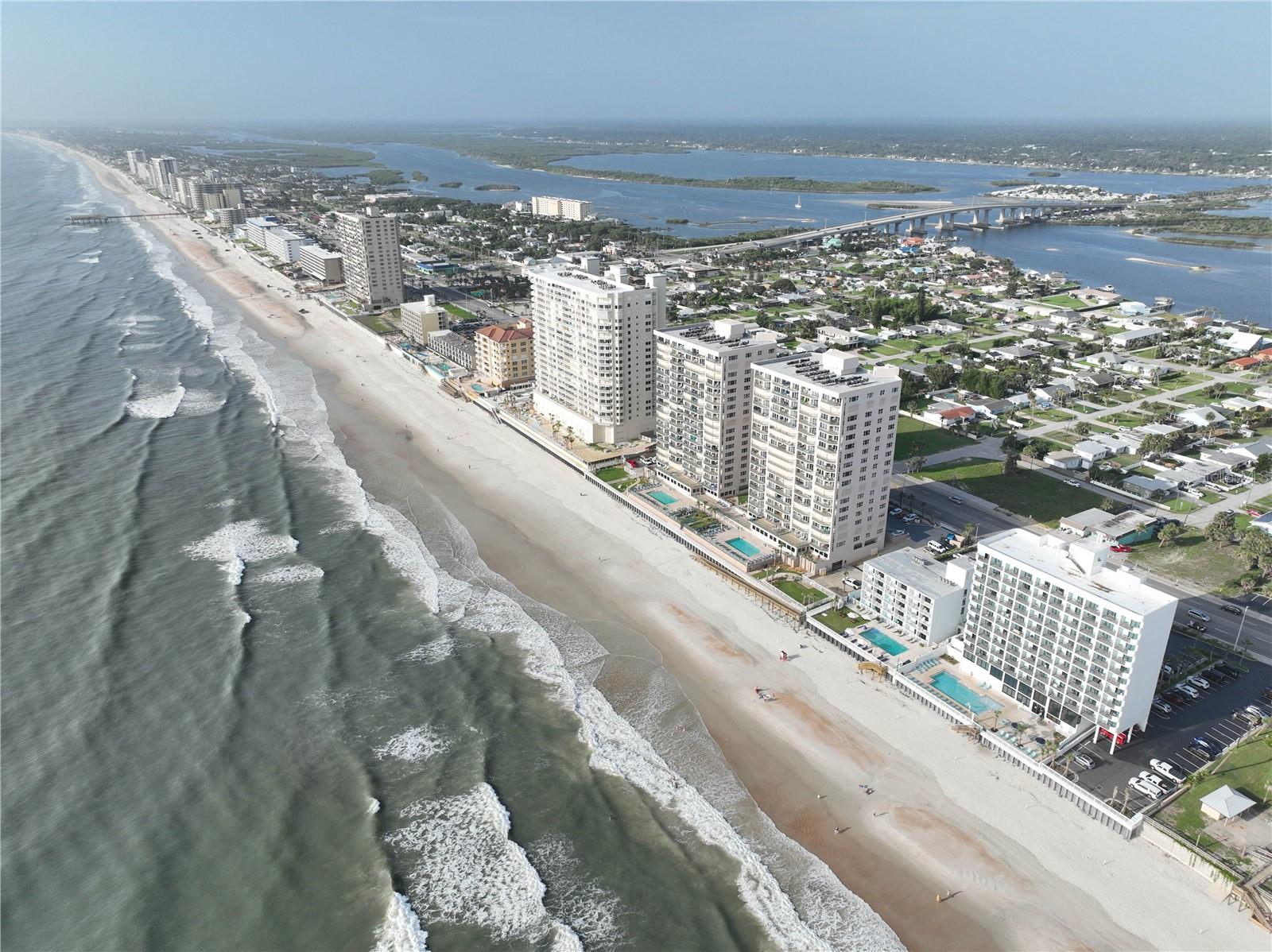 Image 3 of 40 For 3315 Atlantic Avenue  806