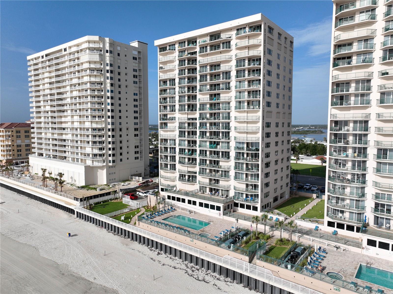 Image 4 of 40 For 3315 Atlantic Avenue  806