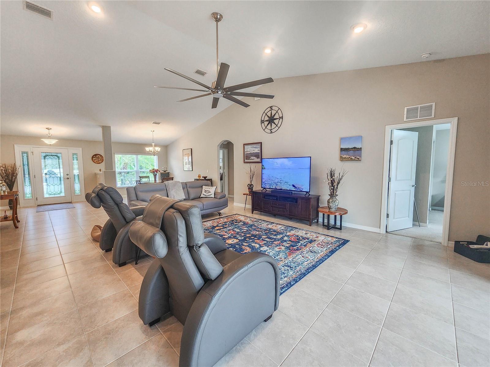 Image 12 of 66 For 88 Lancelot Drive