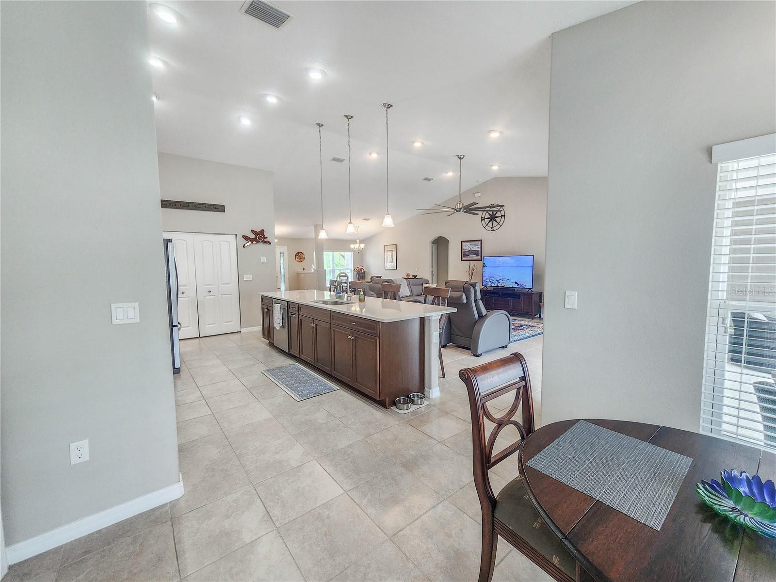 Image 33 of 66 For 88 Lancelot Drive