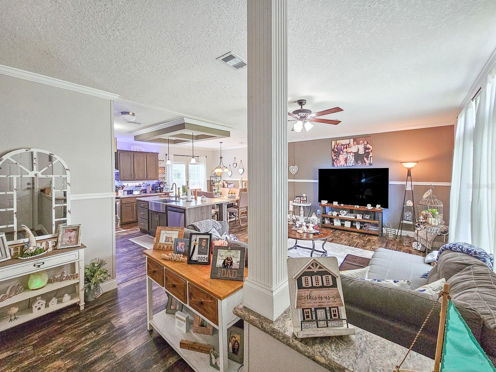Image 6 of 54 For 5487 Palm Avenue