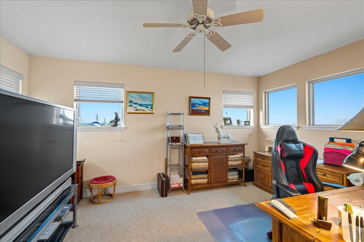 Image 47 of 64 For 2719 Ocean Shore Boulevard
