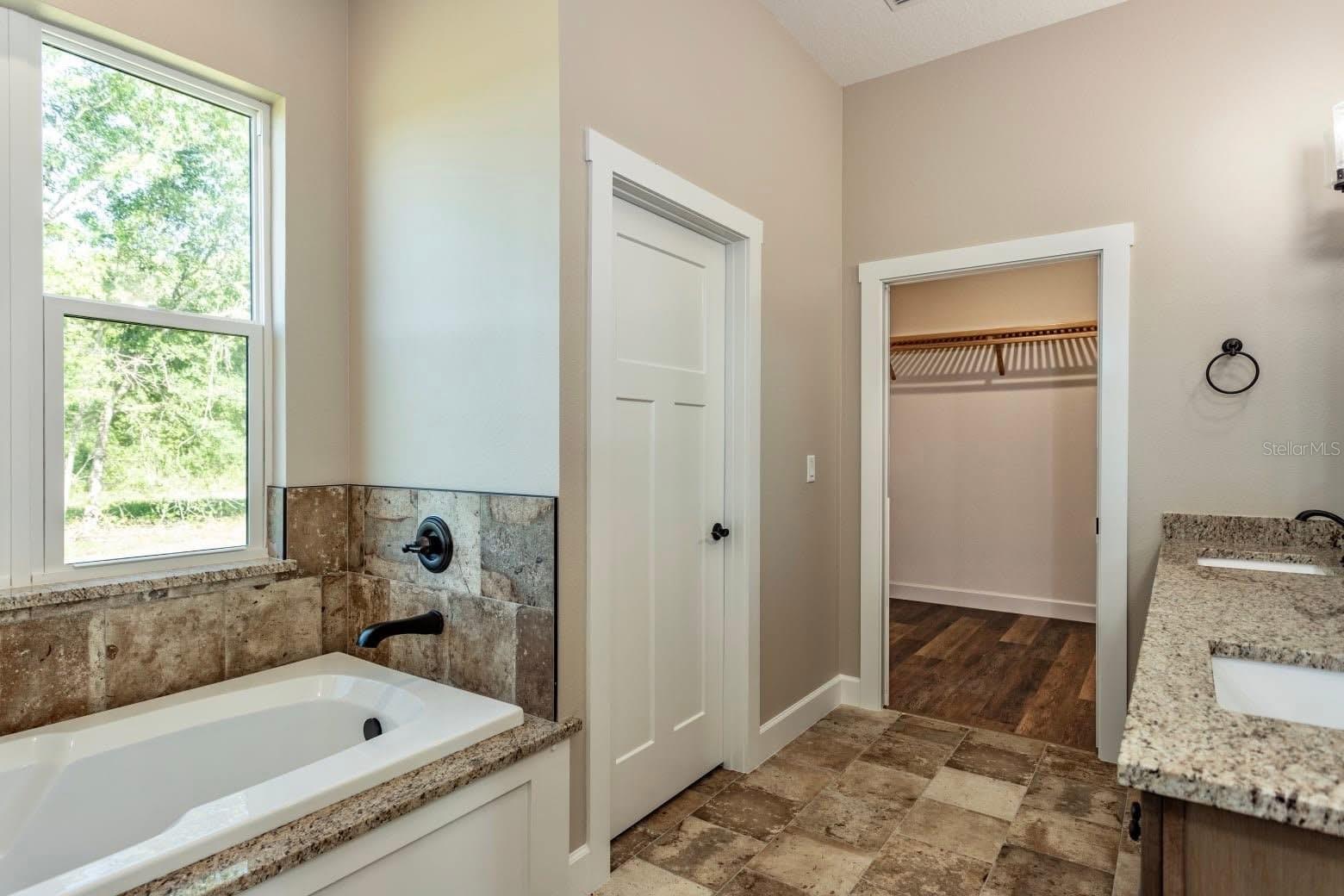 Image 69 of 86 For 1825 County Road 302