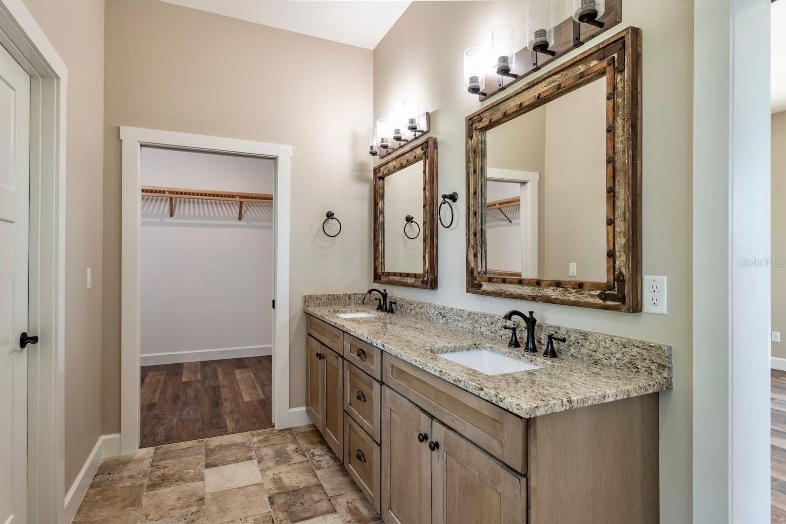 Image 71 of 86 For 1825 County Road 302