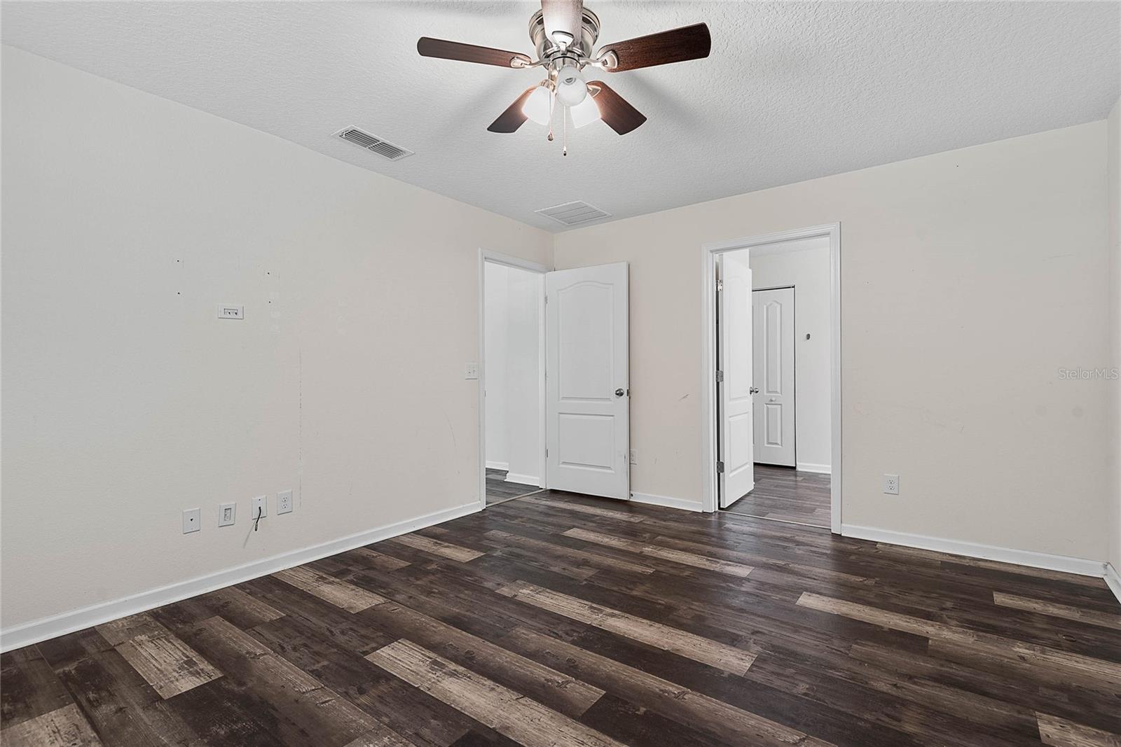 Image 12 of 37 For 132 Fairway Court