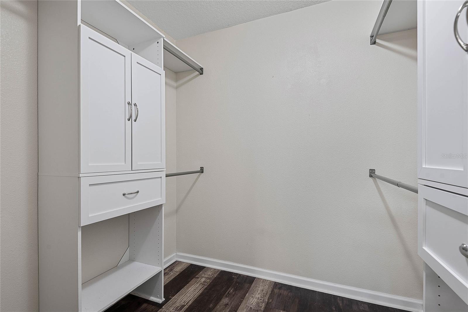 Image 14 of 37 For 132 Fairway Court