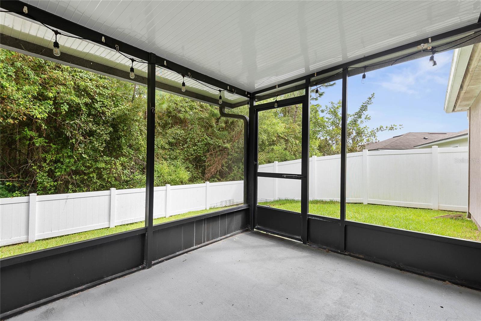 Image 5 of 37 For 132 Fairway Court