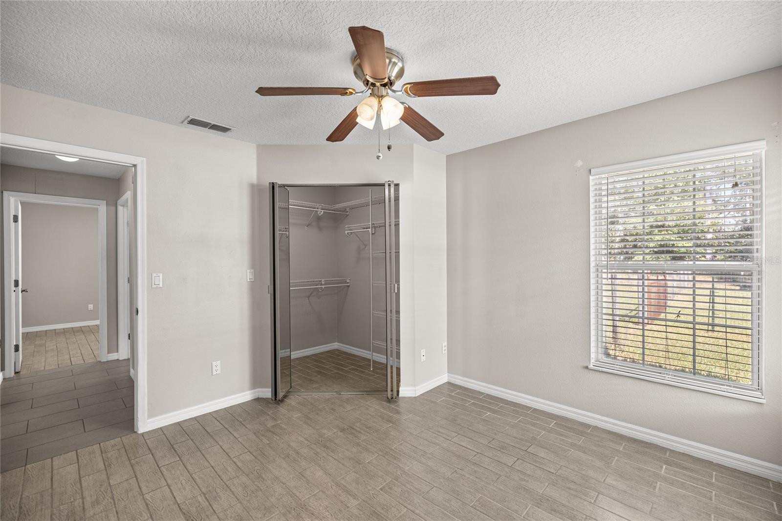 Image 15 of 53 For 13194 70th Lane