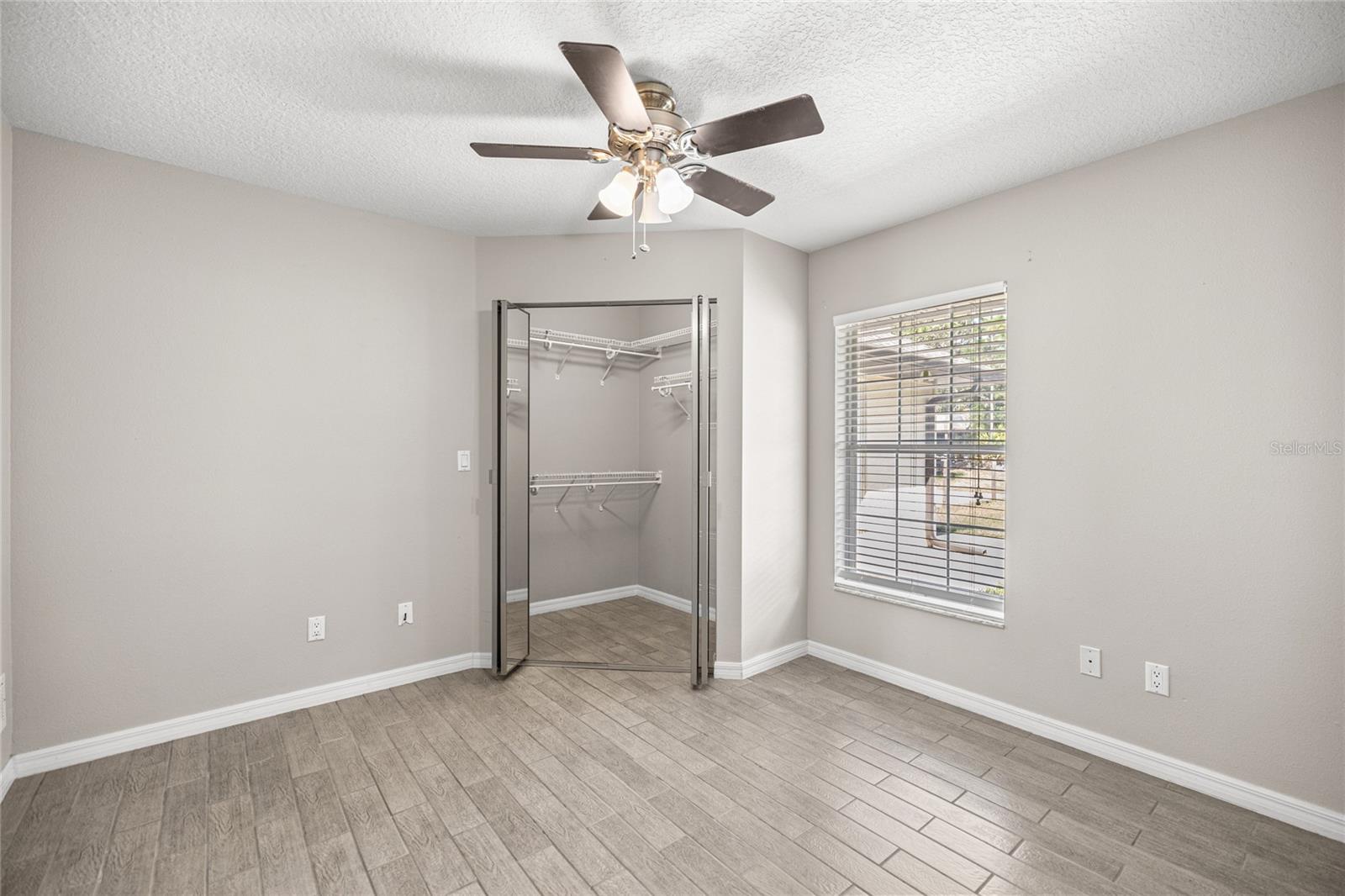 Image 16 of 53 For 13194 70th Lane