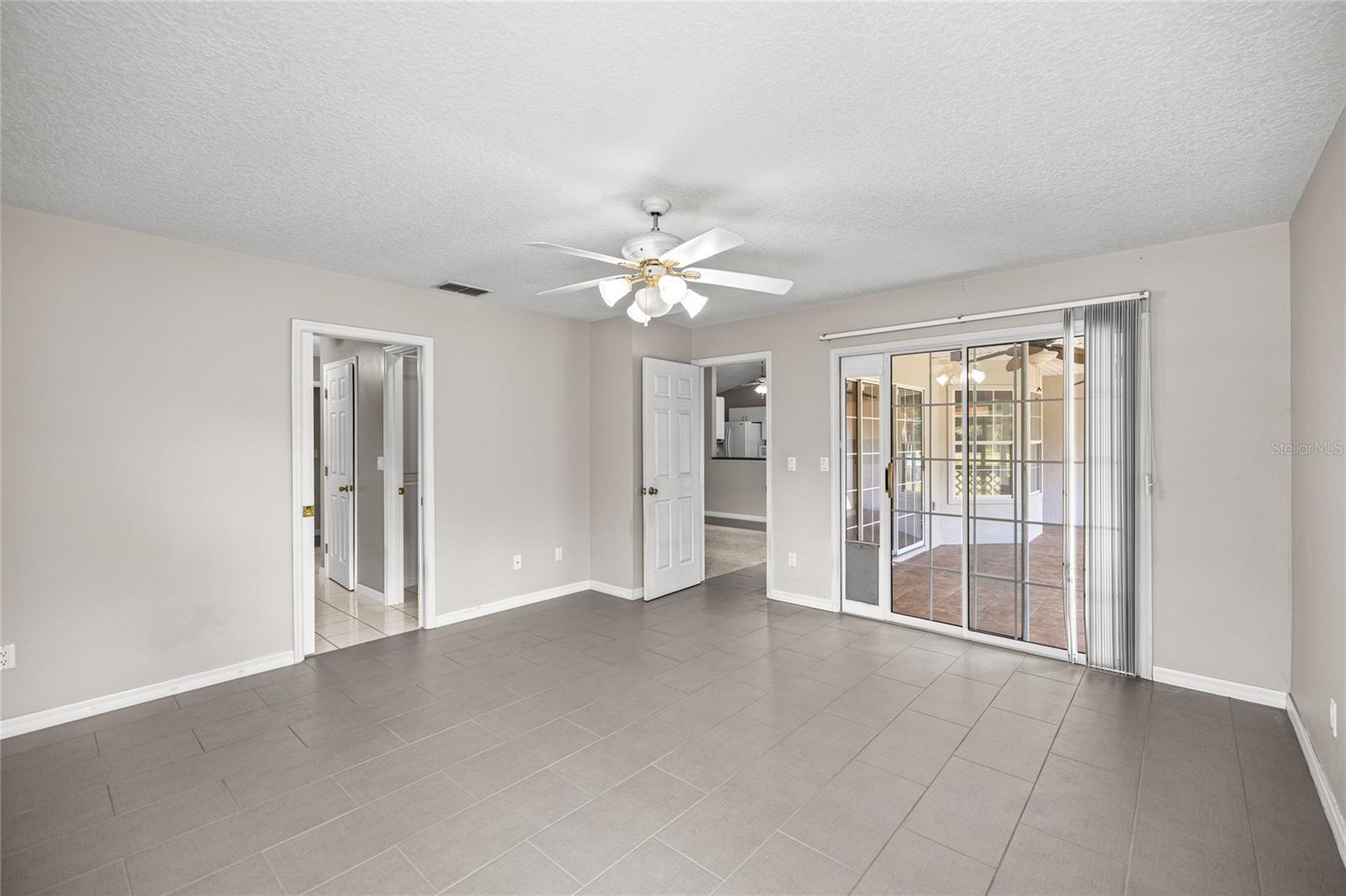 Image 23 of 53 For 13194 70th Lane