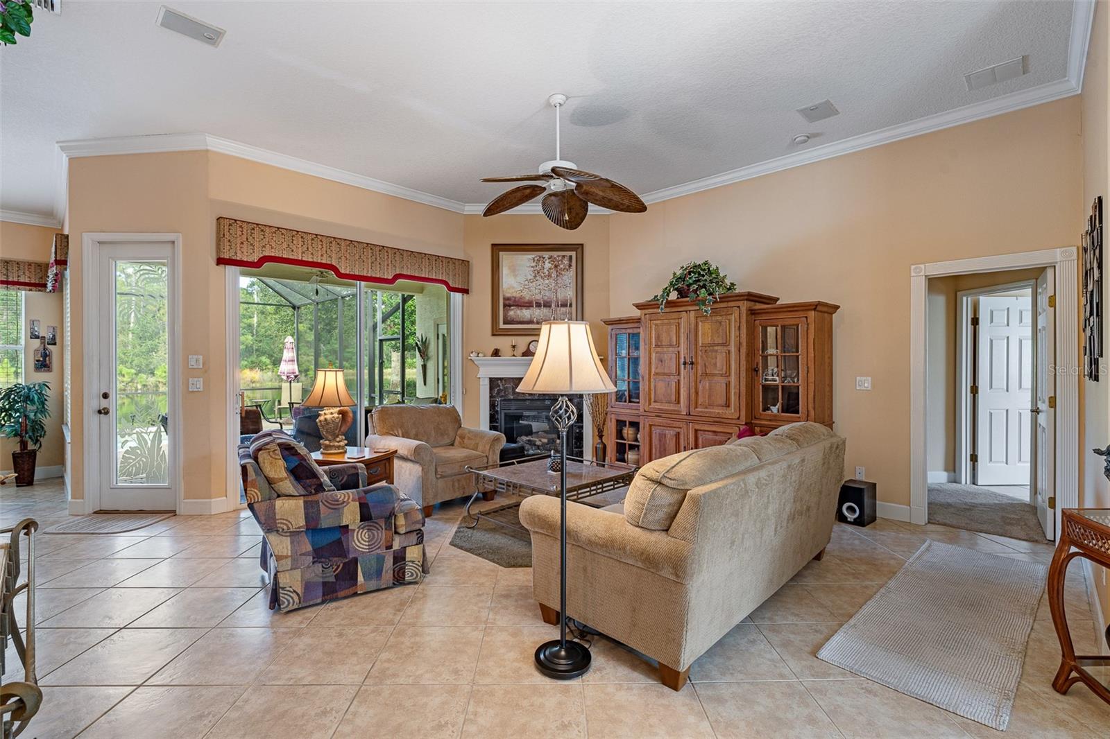 Image 12 of 62 For 1283 Royal Pointe Lane