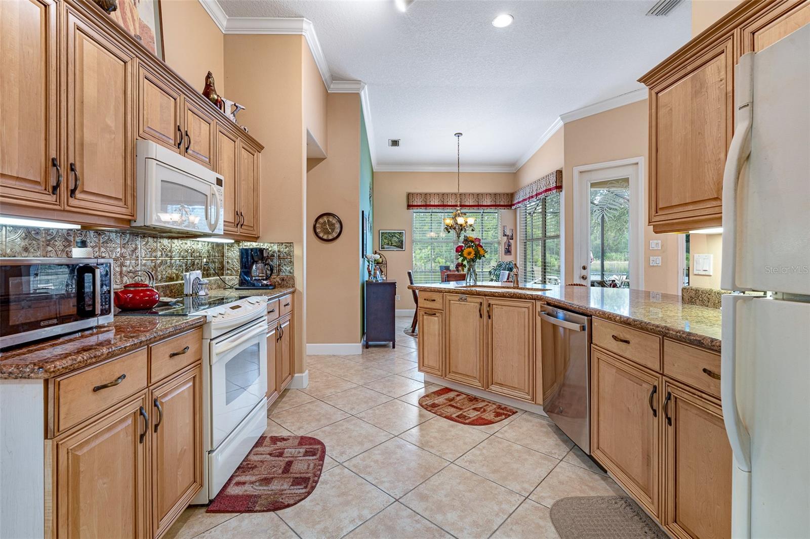 Image 21 of 62 For 1283 Royal Pointe Lane